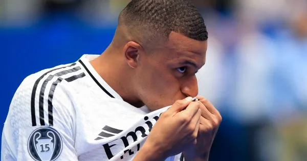 China suspende transmissões da Liga espanhola por caso Mbappé