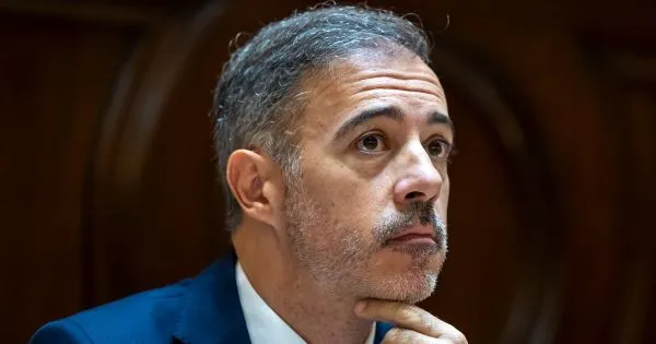 Mais de 100 mil pessoas aderiram ao passe gratuito no cartão municipal Porto
