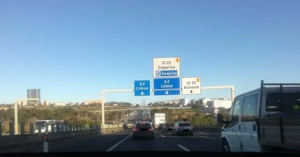 Buzinão na ponte 25 de abril contra aumento do preço dos combustíveis