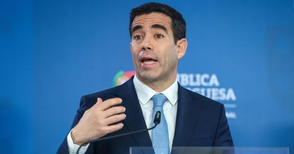 Modelo de IA Amália vai ajudar no atendimento público