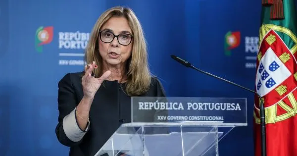 Ministra garante serviços mínimos se greve dos técnicos do INEM avançar