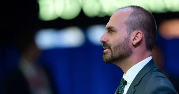 Supremo do Brasil condena Eduardo Bolsonaro a um ano de prisão